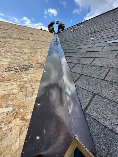 SIG Construction roofing project photo 38