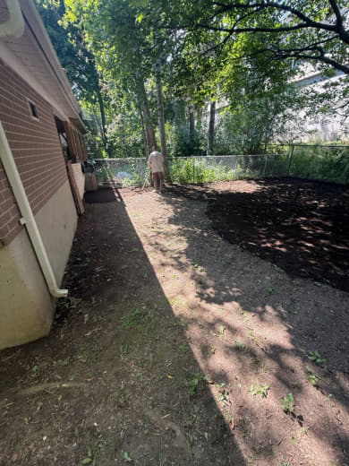 SIG Construction landscaping project photo 400