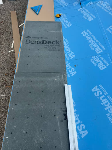 SIG Construction roofing project photo 492